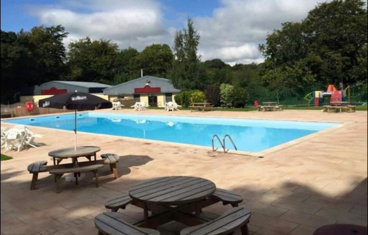 18 River View Chalet-Glan Gwna Holiday Park Caernarfon Eksteriør bilde