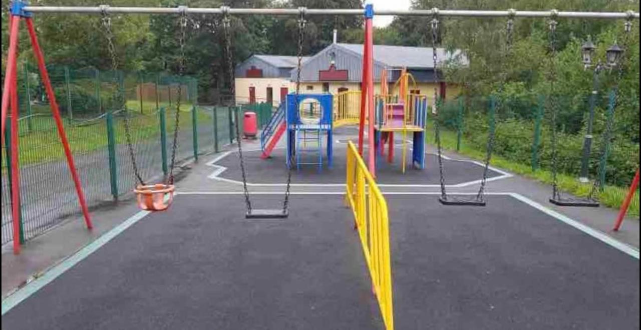 18 River View Chalet-Glan Gwna Holiday Park Caernarfon Eksteriør bilde